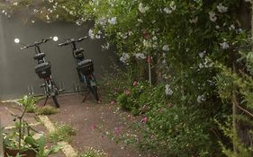 Chambre D'Hote Et Gite Du Jardin Des Corsaires